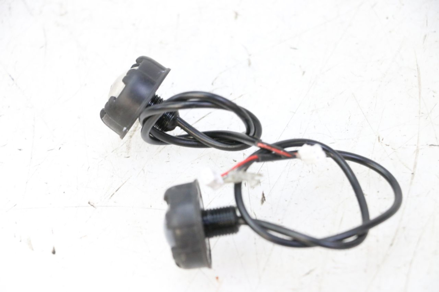 photo de KIERUNKOWSKAZ PRZEDNI DUALTRON VICTOR LIMITED 1 - Zoom stanu zużycia