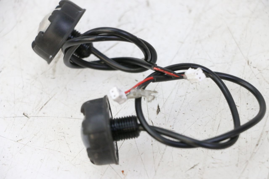 photo de KIERUNKOWSKAZ PRZEDNI DUALTRON VICTOR LIMITED 1 - Inny kąt widzenia