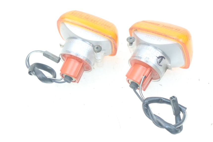 photo de KIERUNKOWSKAZ PRZEDNI SUZUKI XF FREEWIND 650 (1997 - 2003) - Widok ogólny