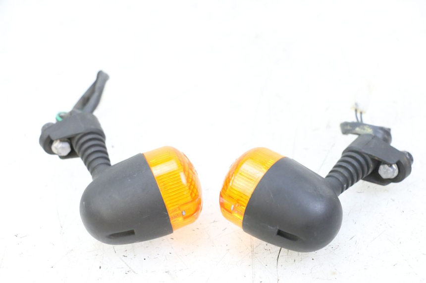 photo de KIERUNKOWSKAZ PRZEDNI YAMAHA NEOS NEO'S 4T 50 (2008 - 2016) - Punkty mocowania