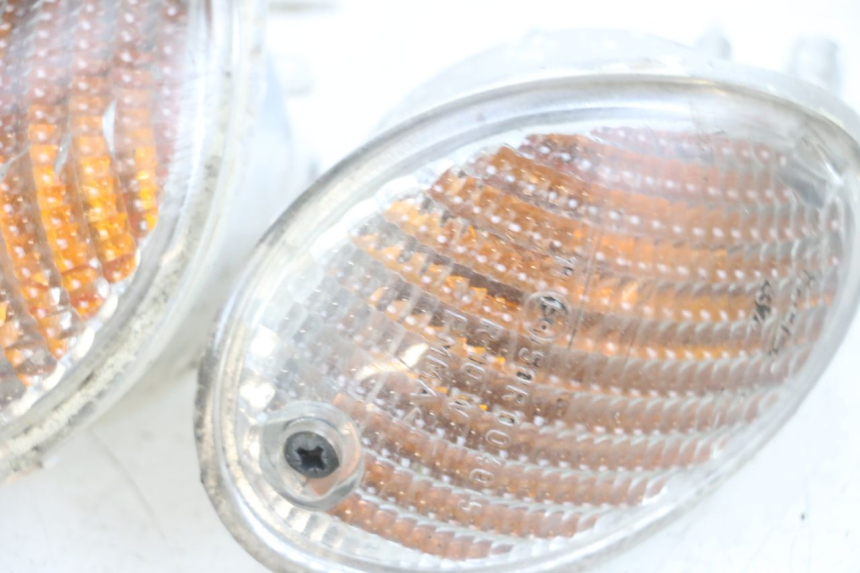 photo de KIERUNKOWSKAZ PRZEDNI YAMAHA YN NEO'S 50 (1997 - 2004) - Zoom stanu zużycia