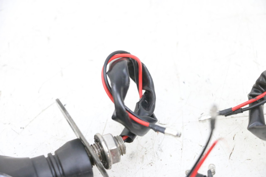 photo de KIERUNKOWSKAZ PRZEDNI KAWASAKI ZR 7 750 (1999 - 2004) - Oznaczenia i referencje