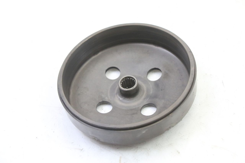 photo de KOSZ SPRZĘGŁA SUZUKI BURGMAN 125 (2007 - 2014) - Zbliżenie techniczne