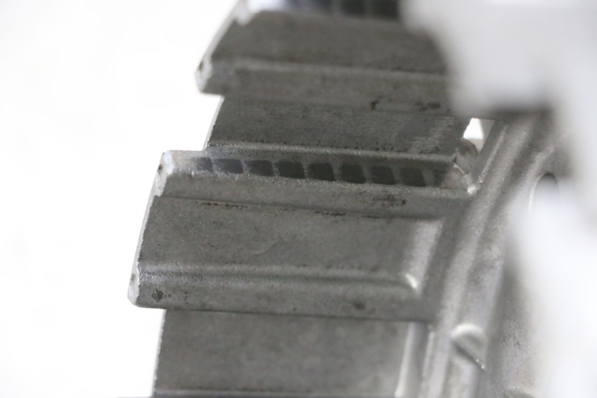 photo de DZWON SPRZĘGŁA YAMAHA FJR ABS 1300 (2006 - 2012) - Zbliżenie techniczne