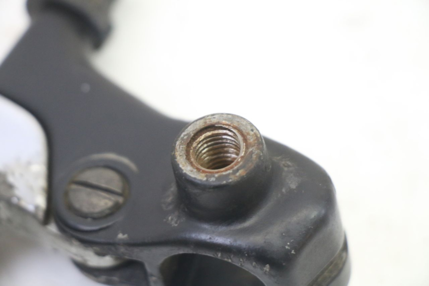 photo de DŹWIGNIA SPRZĘGŁA APRILIA CLASSIC 125 (1995 - 2001) - Zbliżenie techniczne