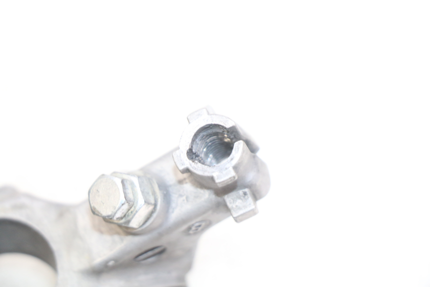 photo de DŹWIGNIA SPRZĘGŁA HONDA CRF CR-F 450 (2009 - 2012) - Inny kąt widzenia