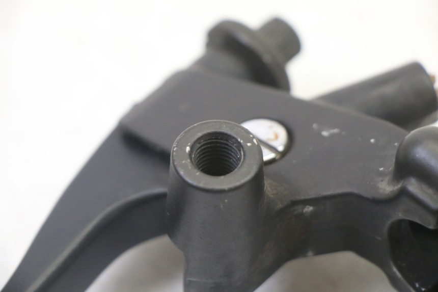 photo de DŹWIGNIA SPRZĘGŁA HONDA NTV DEAUVILLE 650 (2001 - 2006) - Inny kąt widzenia