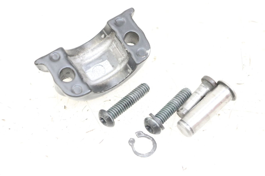 photo de DŹWIGNIA SPRZĘGŁA HARLEY DAVIDSON SPORTSTER XL CUSTOM 1200 (2003 - 2004) - Szczegół części