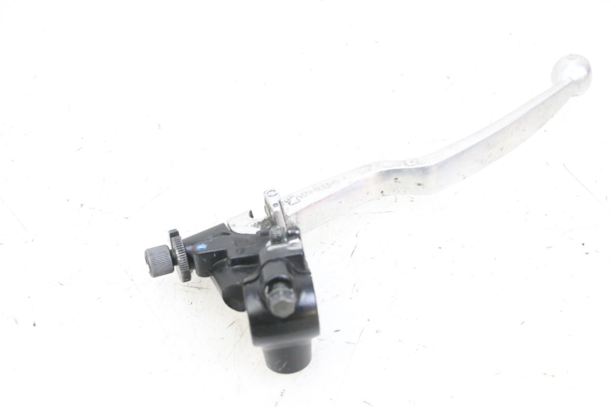 photo de DŹWIGNIA SPRZĘGŁA YAMAHA TDM ABS 900 (2002 - 2014) - Zbliżenie techniczne