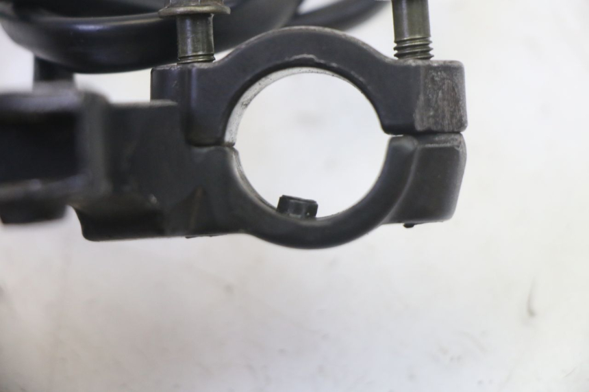 photo de DŹWIGNIA HAMULCA LEWA KYMCO AGILITY NAKED RENOUVO 2T 50 (2011 - 2018) - Inny kąt widzenia