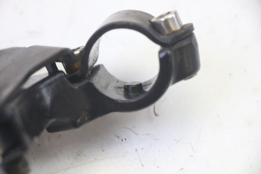 photo de DŹWIGNIA HAMULCA LEWA SYM CROX 4T 50 (2016 - 2023) - Zbliżenie techniczne