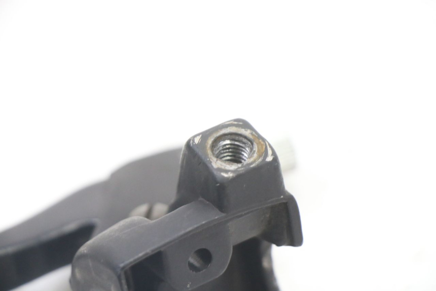 photo de DŹWIGNIA HAMULCA LEWA DERBI SENDA R X-TREME 50 (2006 - 2010) - Zbliżenie techniczne