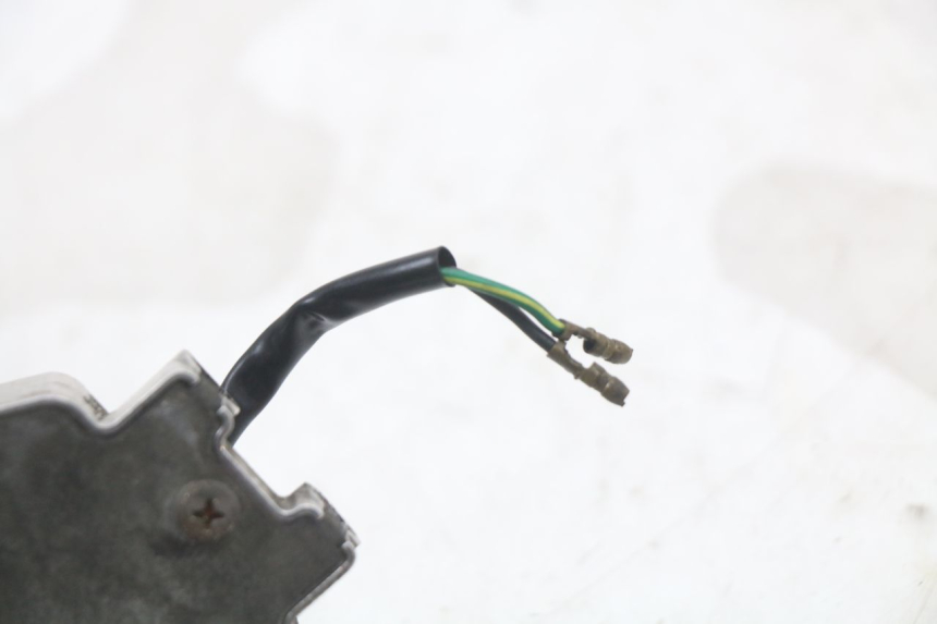 photo de DŹWIGNIA HAMULCA LEWA HONDA NES AROBASE 125 (2000 - 2003) - Inny kąt widzenia