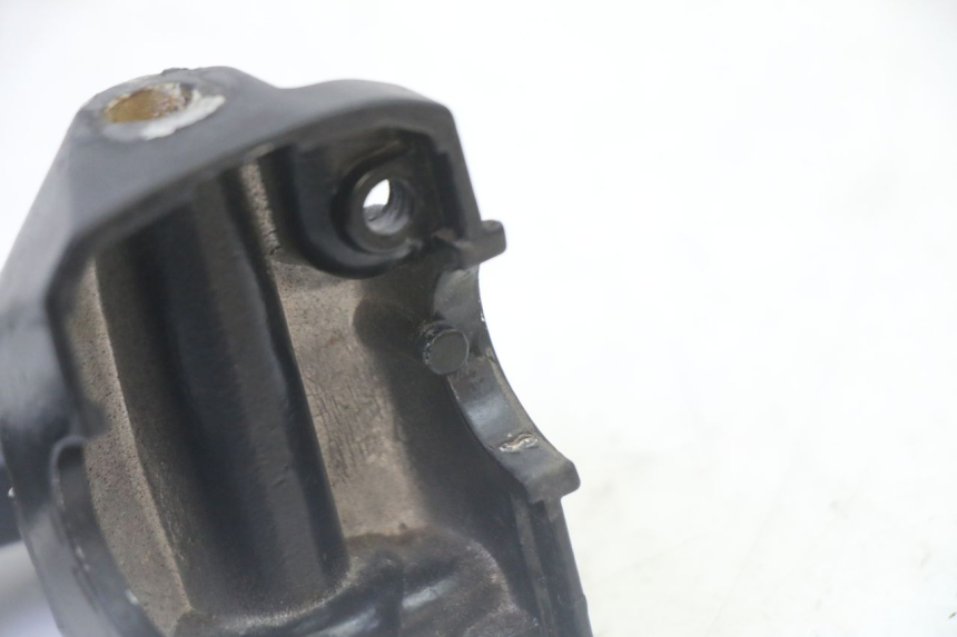 photo de DŹWIGNIA HAMULCA LEWA PEUGEOT KISBEE 2T 50 (2010 - 2017) - Inny kąt widzenia