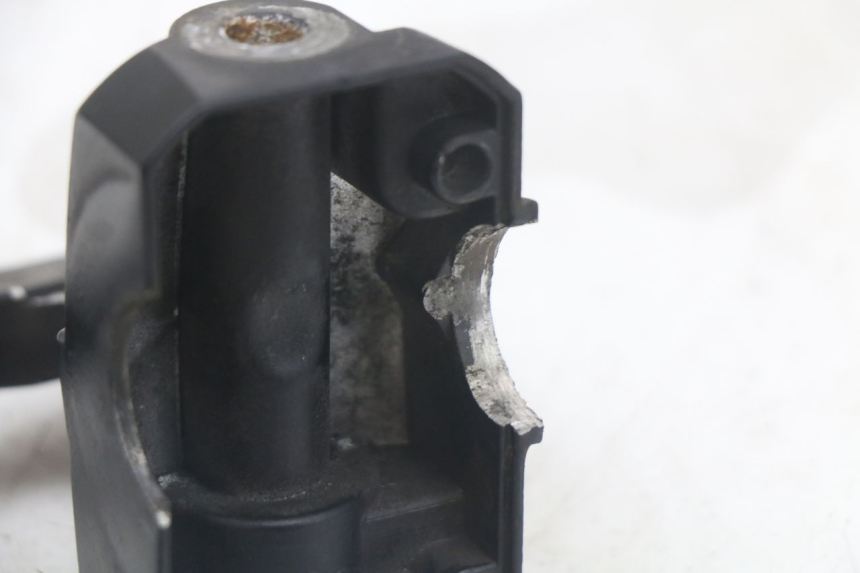 photo de DŹWIGNIA HAMULCA LEWA PEUGEOT STREETZONE 4T 50 (2018 - 2023) - Zbliżenie techniczne