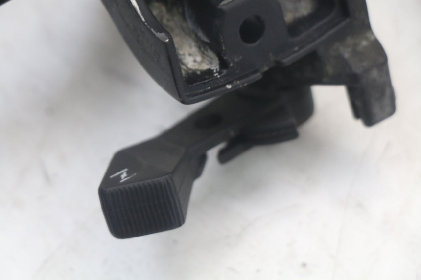 photo de DŹWIGNIA HAMULCA LEWA MBK STUNT NAKED 50 (2004 - 2018) - Zbliżenie techniczne