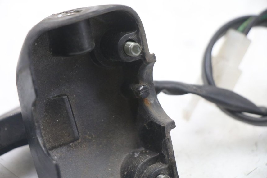 photo de DŹWIGNIA HAMULCA LEWA UNIVERSAL BIKE ZN50QT-11B 50 (2018 - 2021) - Zbliżenie techniczne