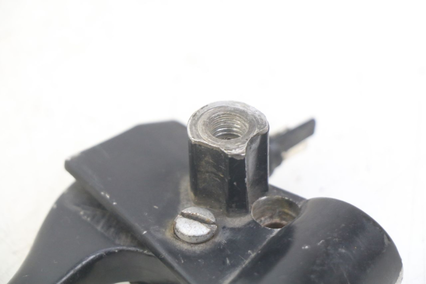 photo de DŹWIGNIA HAMULCA LEWA PIAGGIO ZIP 2T 50 (2009 - 2019) - Inny kąt widzenia