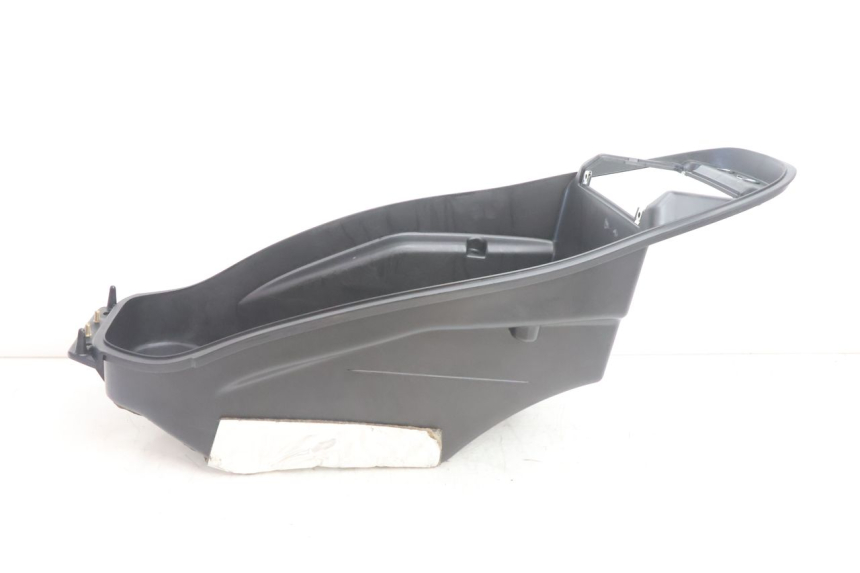 photo de KUFER POD SIEDZENIEM KYMCO AGILITY CITY 16P 125 (2015 - 2024) - Zoom stanu zużycia
