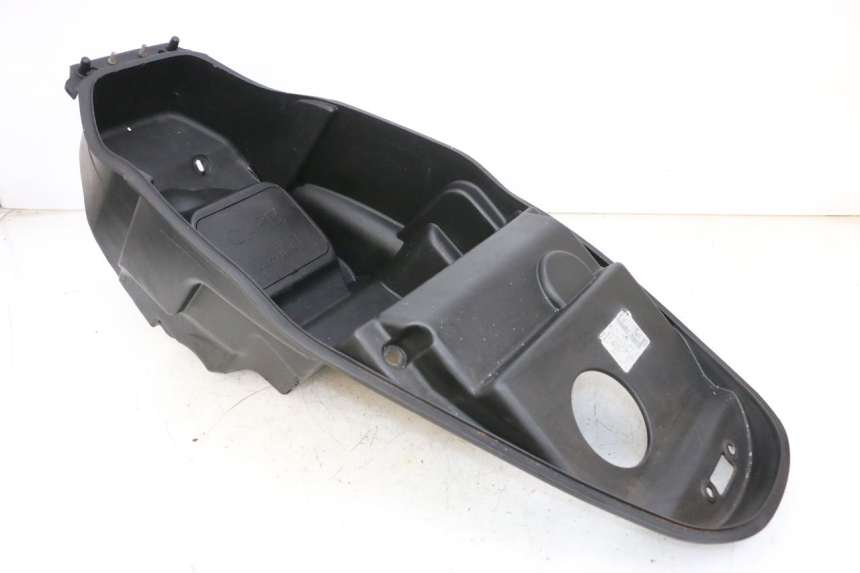 photo de KUFER POD SIEDZENIEM KYMCO AGILITY CITY 4T 50 (2008 - 2016) - Widok ogólny