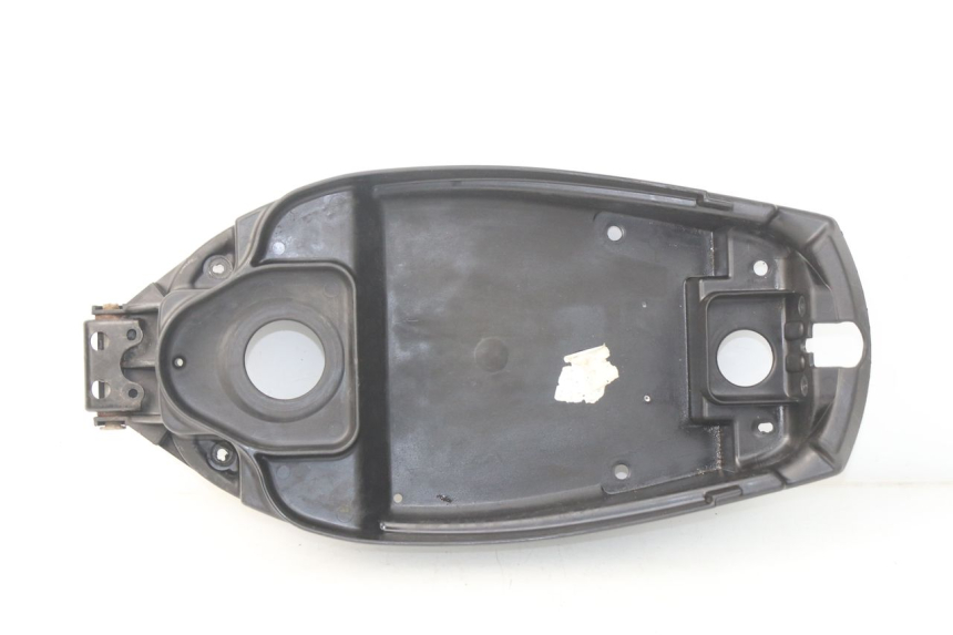 photo de KUFER POD SIEDZENIEM MBK BOOSTER SPIRIT 50 (2004 - 2017) - Widok główny