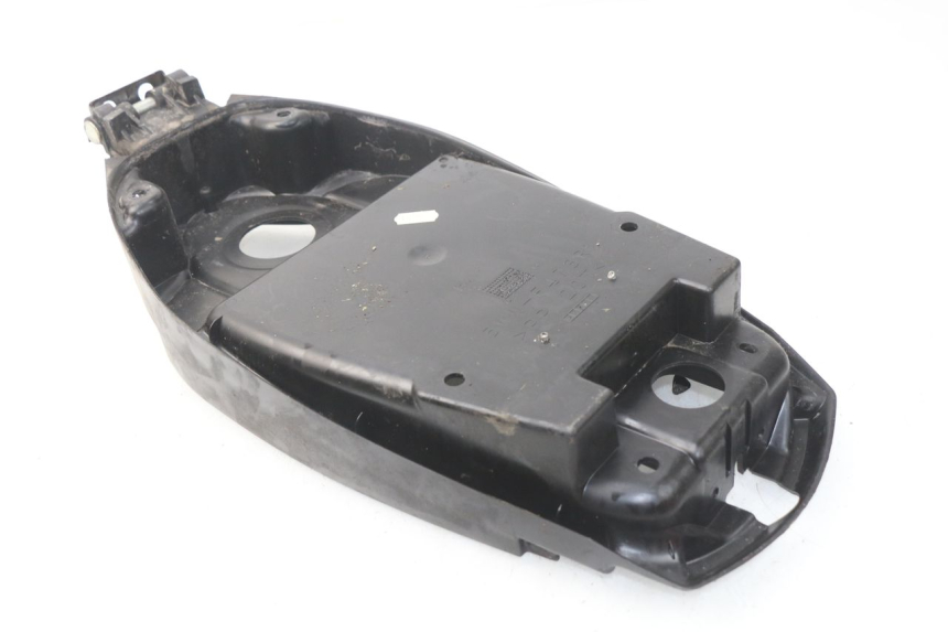 photo de KUFER POD SIEDZENIEM MBK BOOSTER SPIRIT 50 (2004 - 2017) - Inny kąt widzenia