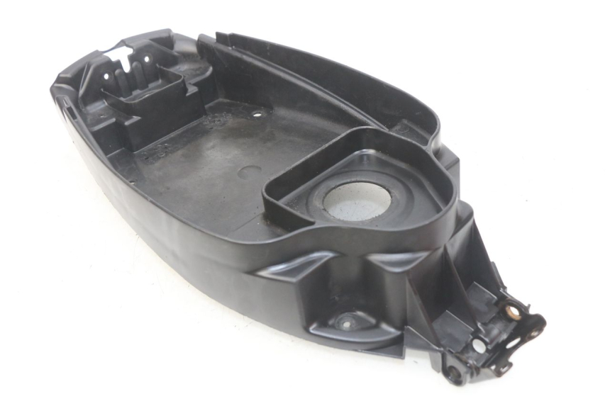 photo de KUFER POD SIEDZENIEM MBK BOOSTER SPIRIT NAKED 50 (2004 - 2017) - Zbliżenie techniczne