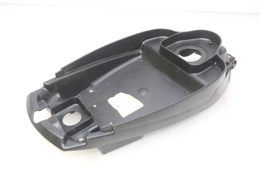 photo de KUFER POD SIEDZENIEM MBK BOOSTER SPIRIT NAKED 50 (2004 - 2017) - Zbliżenie techniczne