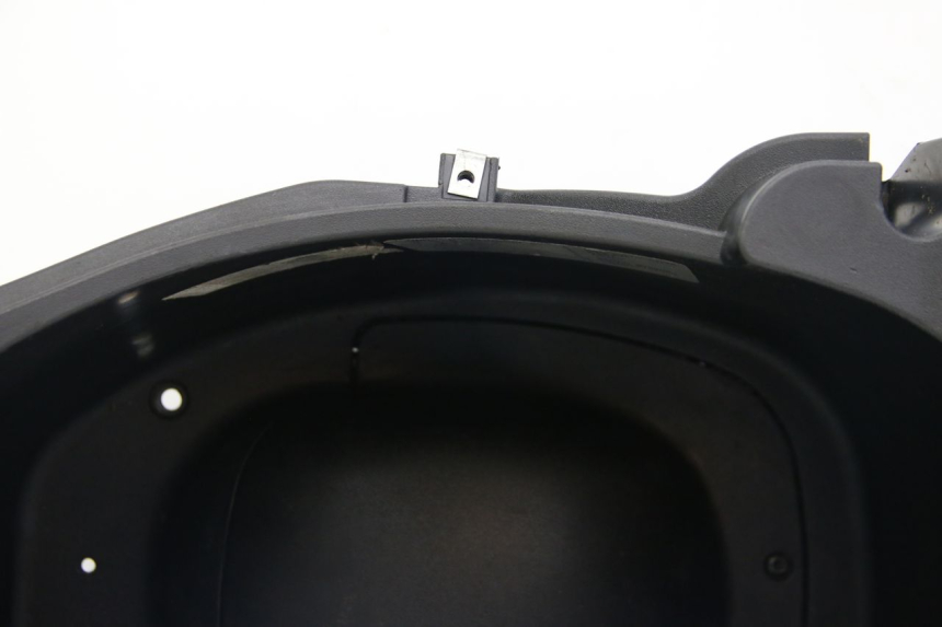 photo de KUFER POD SIEDZENIEM DERBI BOULEVARD 50 (2009 - 2006) - Szczegóły charakterystyczne