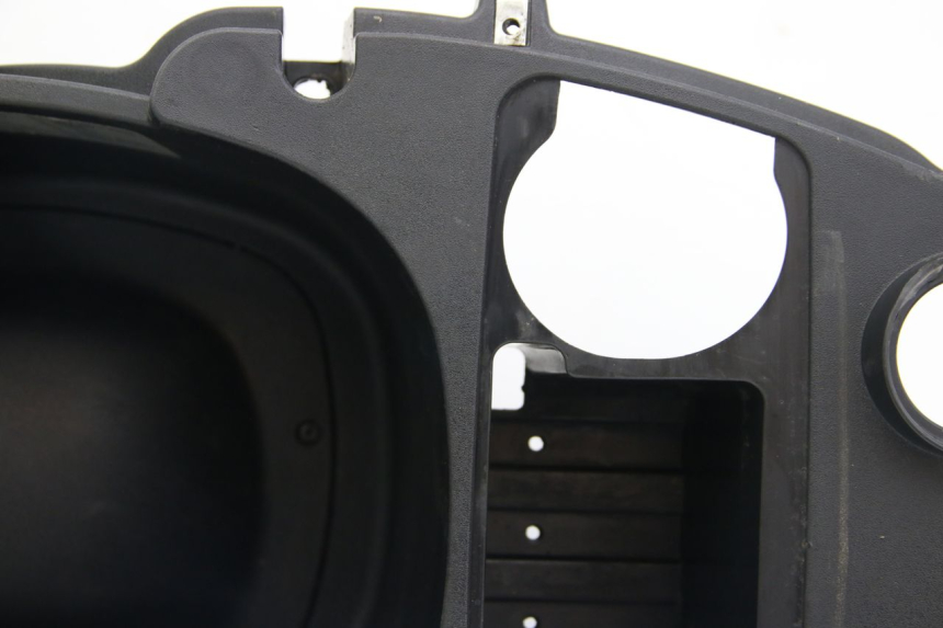 photo de KUFER POD SIEDZENIEM DERBI BOULEVARD 50 (2009 - 2006) - Zbliżenie komponentów