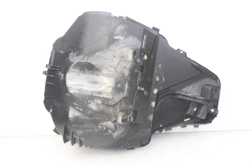 photo de KUFER POD SIEDZENIEM SUZUKI BURGMAN 125 (2007 - 2014) - Widok ogólny