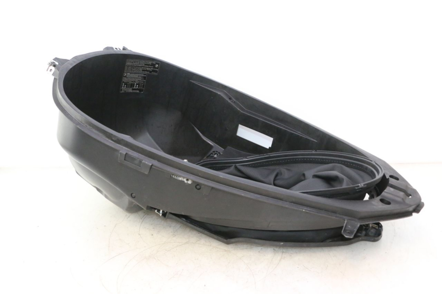 photo de KUFER SIEDZENIOWY BMW C SPORT 650 (2015 - 2021) - Kontrola wizualna
