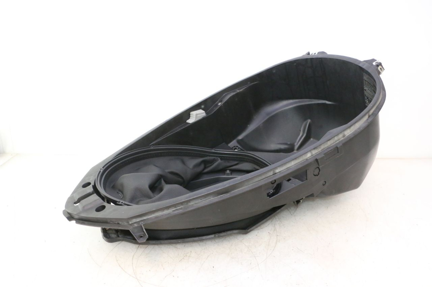 photo de KUFER SIEDZENIOWY BMW C SPORT 650 (2015 - 2021) - Oznaczenia i referencje