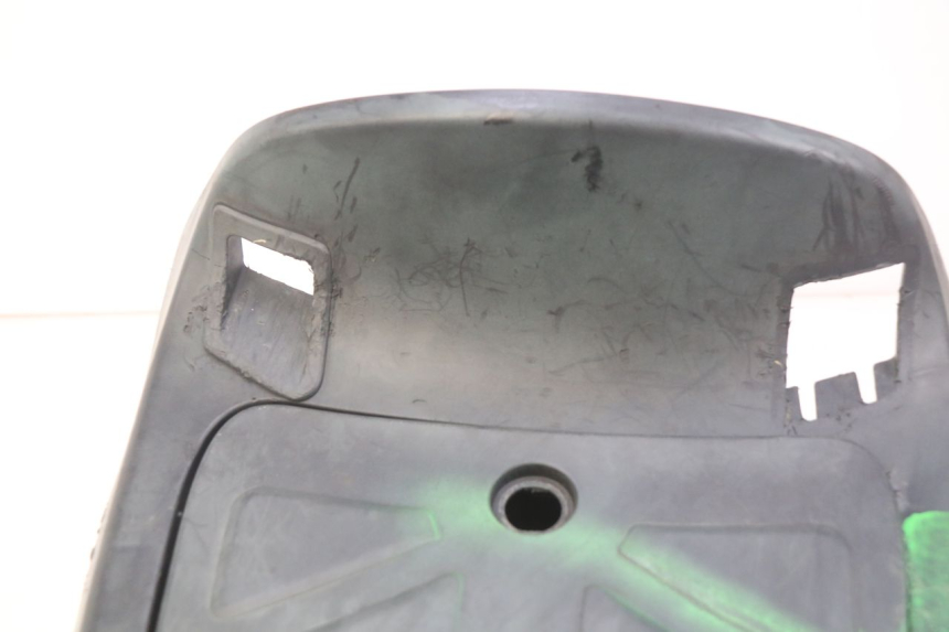 photo de KUFER POD SIEDZENIEM BMW C1 125 (2000 - 2003) - Szczegół części