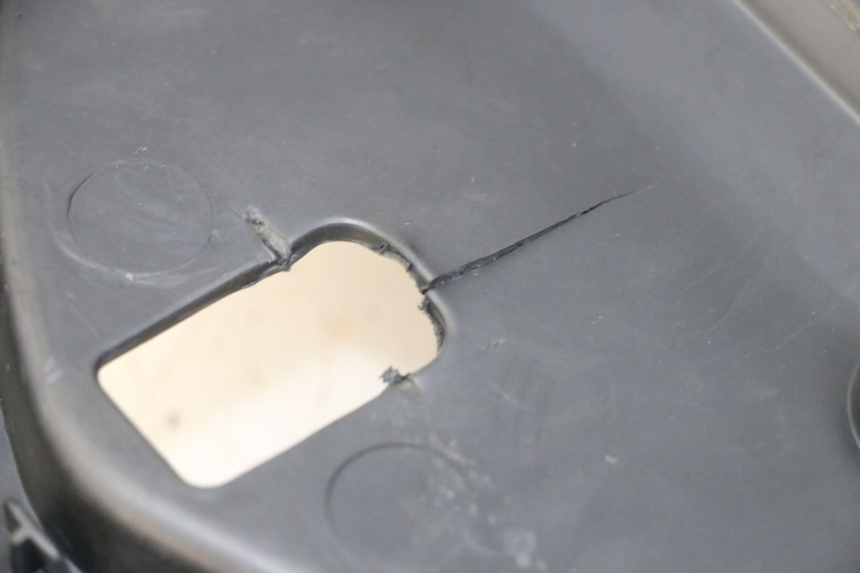 photo de KUFER POD SIEDZENIEM ORCAL CAVARO 4T 50 (2019 - 2023) - Szczegół części