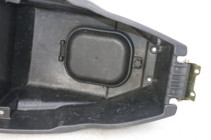 photo de KUFER POD SIEDZENIEM ORCAL CAVARO 4T 50 (2019 - 2023) - Stan powierzchni