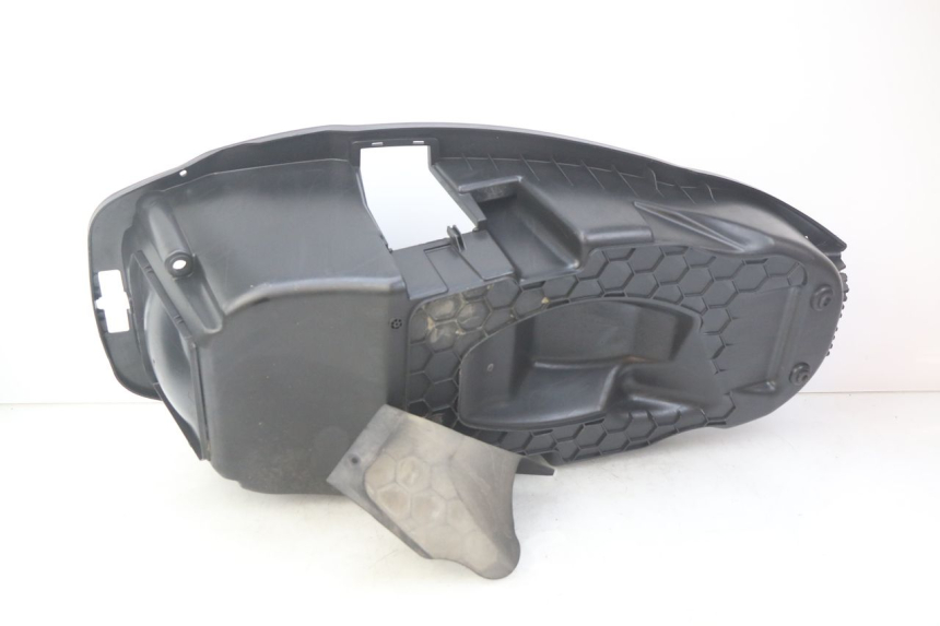 photo de KUFER POD SIEDZENIEM PEUGEOT CITYSTAR 125 (2011 - 2017) - Zbliżenie techniczne