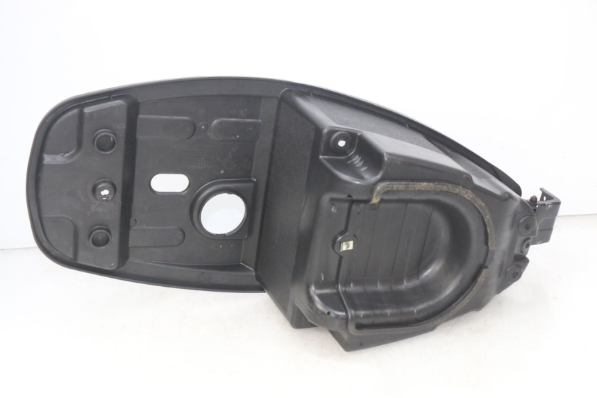 photo de KUFER POD SIEDZENIEM RIDE CLASSIC 2T 50 (2014 - 2022) - Zoom stanu zużycia