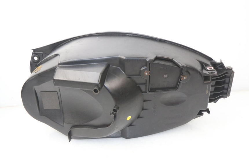 photo de KUFER POD SIEDZENIEM YAMAHA CYGNUS X 125 (2004 - 2007) - Zbliżenie techniczne
