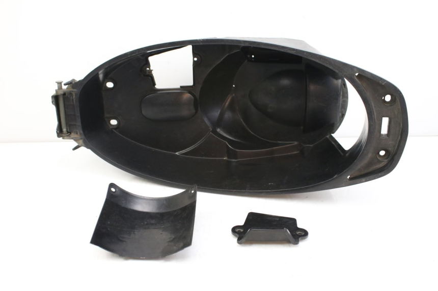 photo de KUFER POD SIEDZENIEM YAMAHA CYGNUS X INJECTION 125 (2007 - 2013) - Widok główny