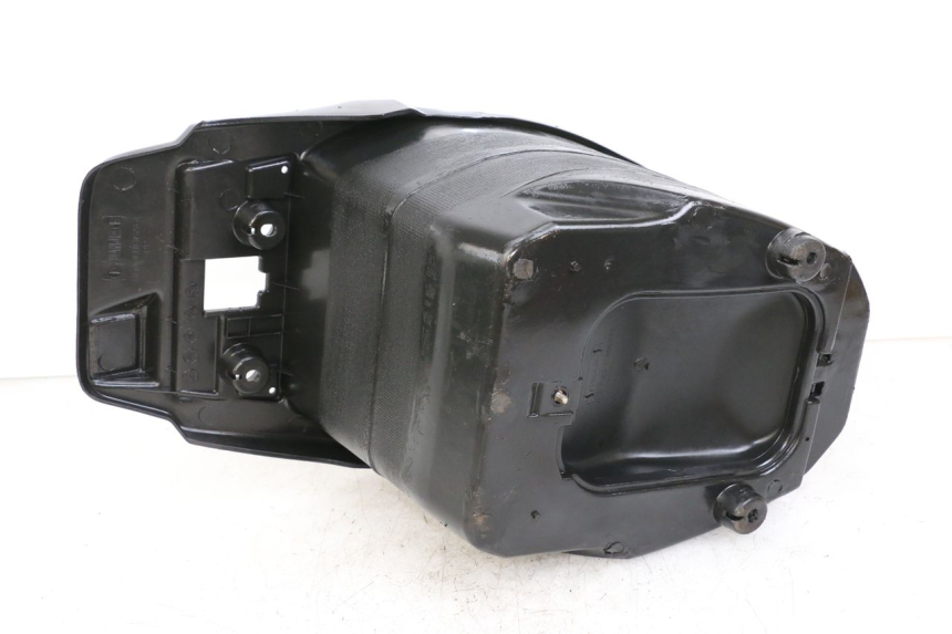 photo de KUFER POD SIEDZENIEM LONGJIA DIGITA 4T 50 (2019 - 2022) - Zoom stanu zużycia