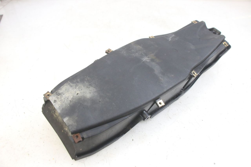 photo de KUFER POD SIEDZENIEM GILERA DNA 50 (2000 - 2007) - Inny kąt widzenia