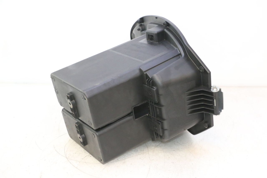 photo de KUFER POD SIEDZENIEM WAYSCRAL E-START 1 (2018 - 2022) - Zbliżenie techniczne