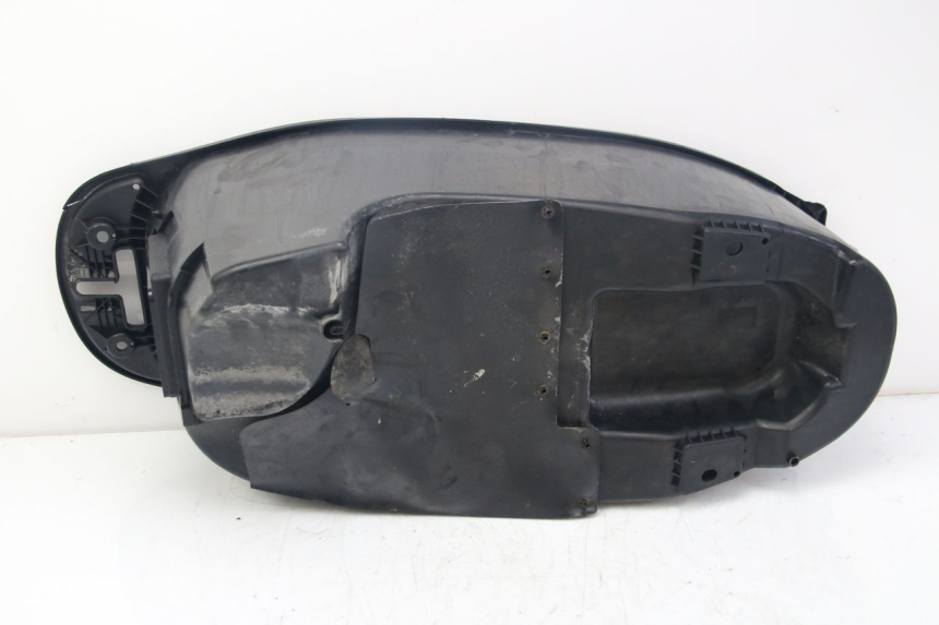 photo de KUFER POD SIEDZENIEM YAMAHA D'ELIGHT DELIGHT 125 (2017 - 2020) - Szczegół części