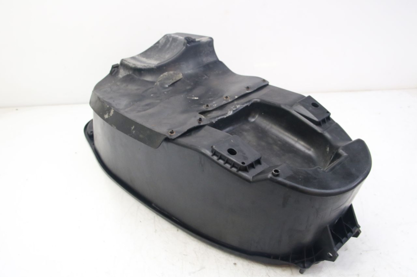 photo de KUFER POD SIEDZENIEM YAMAHA D'ELIGHT DELIGHT 125 (2017 - 2020) - Zbliżenie techniczne