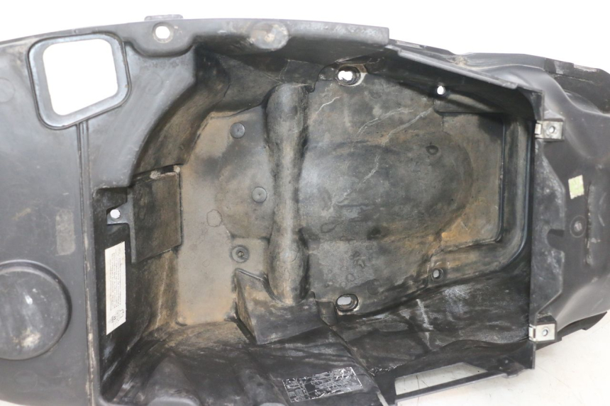 photo de KUFER POD SIEDZENIEM PEUGEOT ELYSTAR 50 (2002 - 2014) - Szczegóły charakterystyczne
