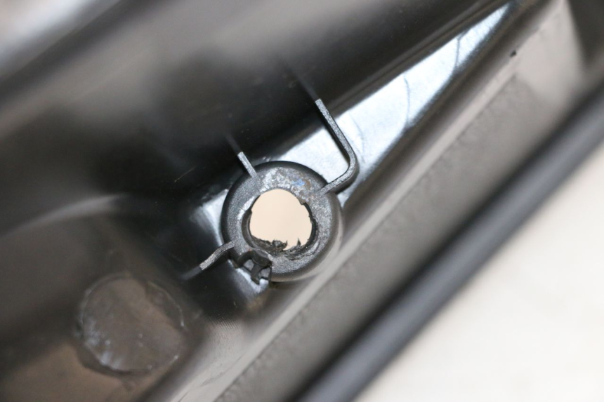 photo de KUFER POD SIEDZENIEM KEEWAY F-ACT FACT EVO 50 (2020 - 2026) - Zoom stanu zużycia
