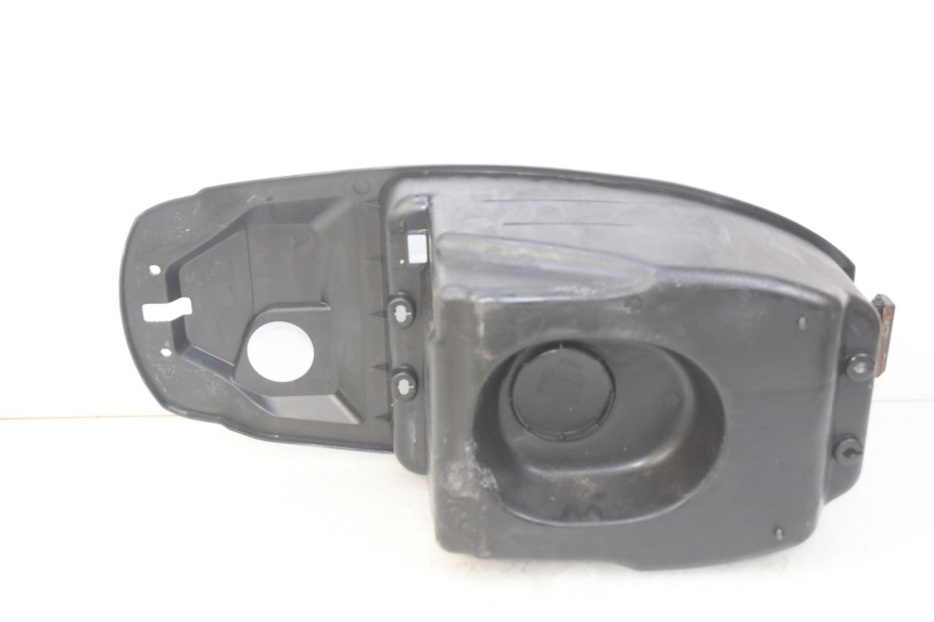 photo de KUFER POD SIEDZENIEM SYM FIDDLE 2 50 (2008 - 2013) - Zoom stanu zużycia