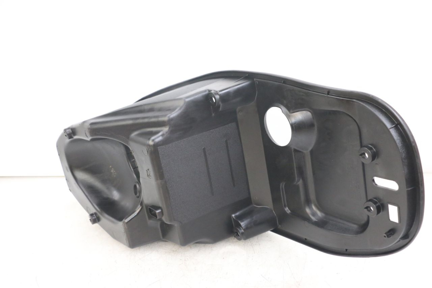 photo de KUFER POD SIEDZENIEM SYM FIDDLE 3 III 125 (2014 - 2020) - Szczegół części