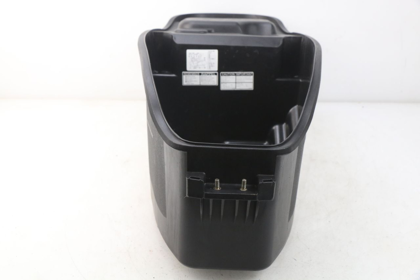 photo de KUFER POD SIEDZENIEM SYM FIDDLE 3 III 50 (2014 - 2020) - Inny kąt widzenia